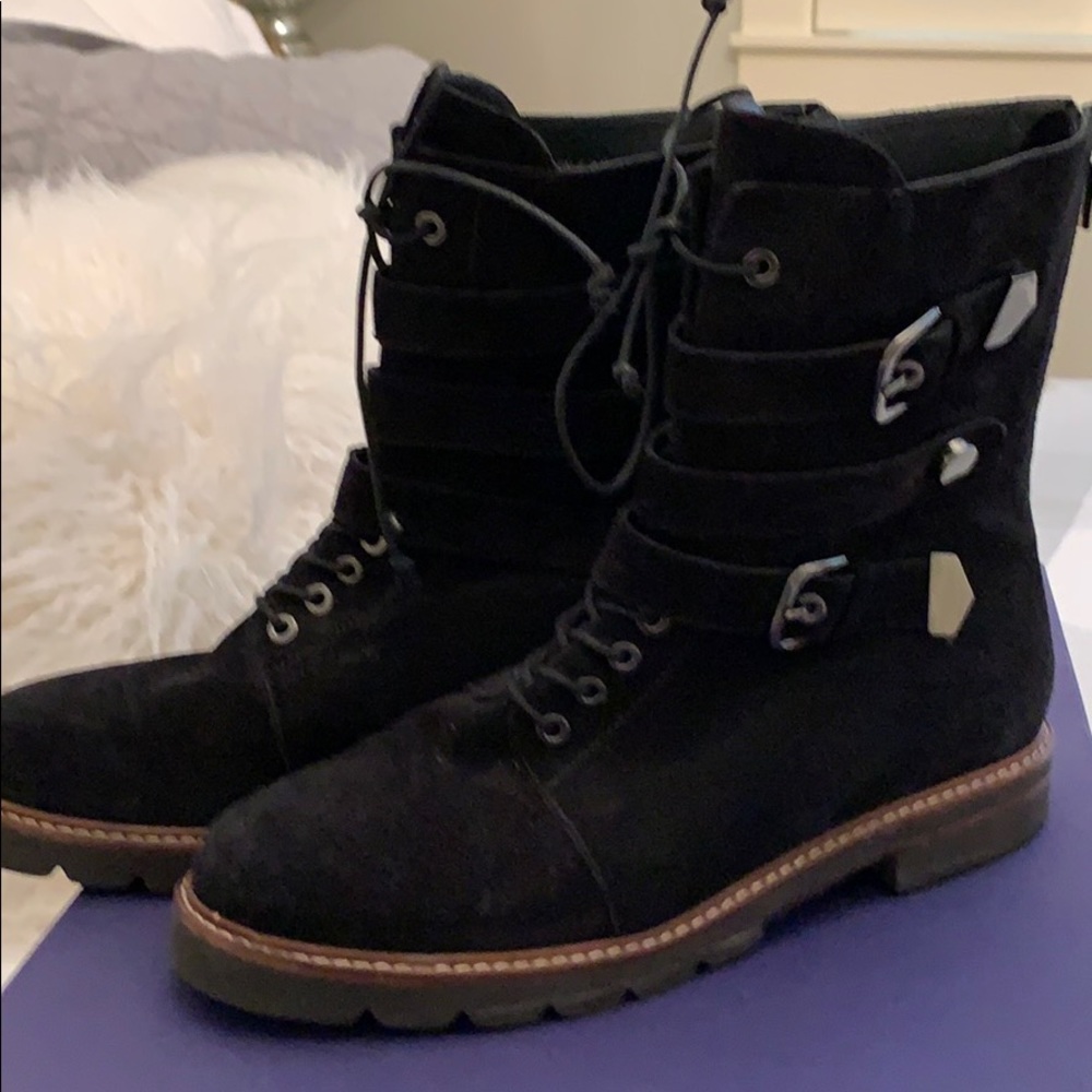 Stuart Weizmann Urbanite Buckle Boot - image 4